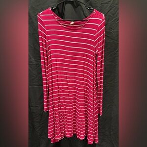 Old Navy Red and White Striped Top